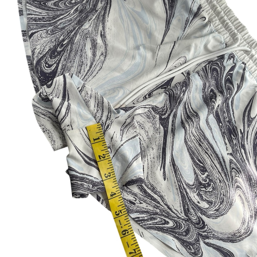 Athleta All Activity Short Print Marbled Drawstring Zip Pocket Women’s Size L - Picture 13 of 16